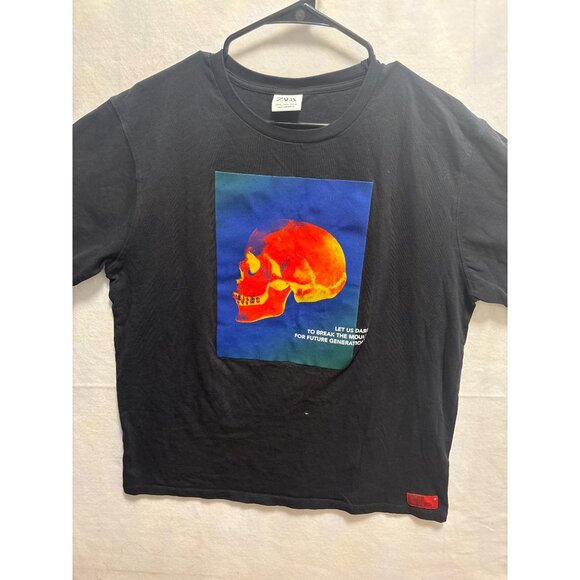 Zara Mens Black T-Shirt With Graphic Skull Print Red Label Size XL - Picture 2 of 11